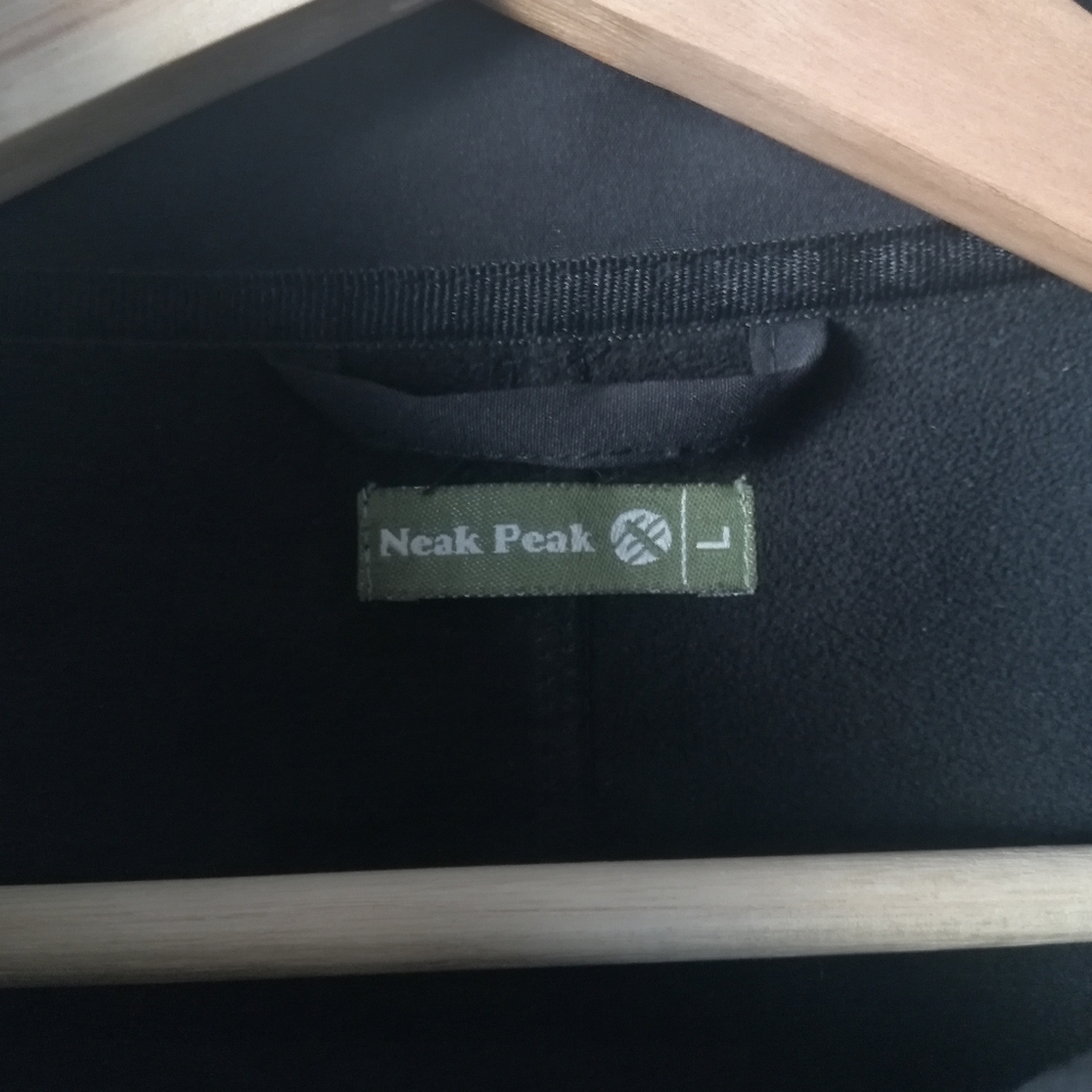 NWOT Neak Peak Black Size L Jacket - Picture 3 of 12